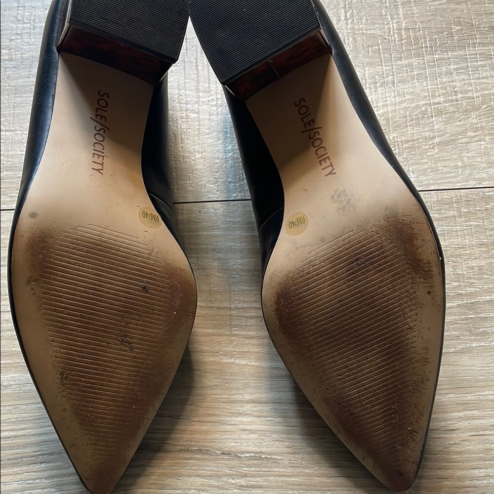 Sole Society Black Heels Classic Design - Picture 5 of 6